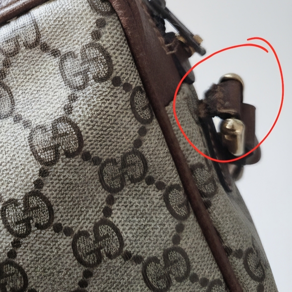 ⛔️SOLD⛔️Gucci Accessory Collection Camera Bag GG Supreme Monogram W/COA - Picture 17 of 17